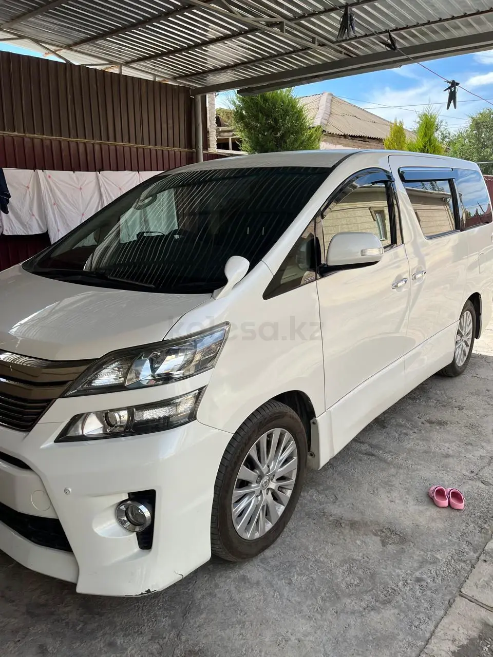 Toyota Vellfire, 2014