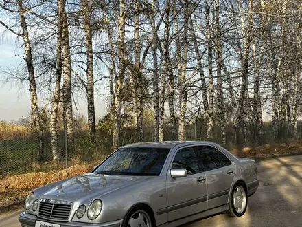 Mercedes-Benz E 320 1997 года за 4 200 000 тг. в Алматы – фото 5