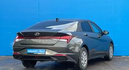 Hyundai Elantra 2022 годаүшін10 070 000 тг. в Алматы – фото 4