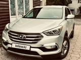 Hyundai Santa Fe 2018 года за 13 000 000 тг. в Алматы – фото 2