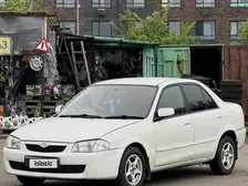 Mazda Familia, 1999