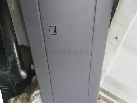 Внутренняя обшивка крышки багажного отсека за 12 000 тг. в Алматы