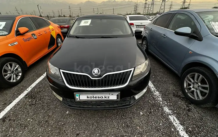 Skoda Rapid 2014 годаfor3 440 000 тг. в Алматы