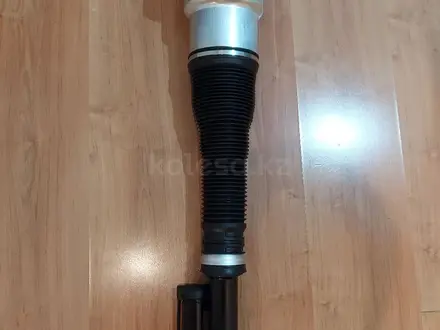Пневмостойки на W221, W216, S350, S500 Mercedes за 255 000 тг. в Астана – фото 2