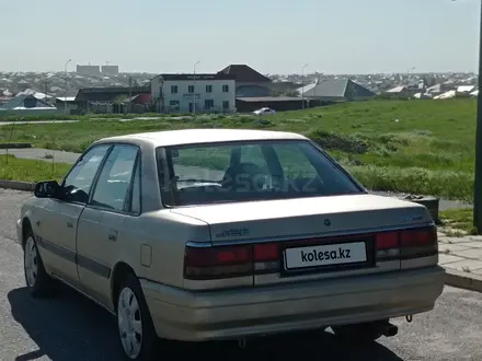Mazda 626 1990 года за 850 000 тг. в Шымкент – фото 2