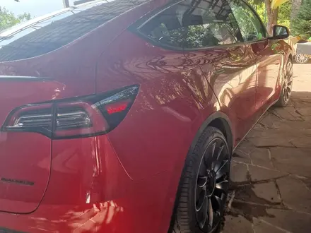 Tesla Model Y 2020 года за 31 500 000 тг. в Алматы – фото 4