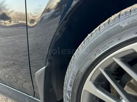 Toyota Camry 2019 года за 14 000 000 тг. в Астана – фото 17
