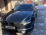 Hyundai Sonata 2023 года за 12 800 000 тг. в Алматы