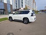 Toyota Land Cruiser Prado 2022 года за 40 500 000 тг. в Астана – фото 2