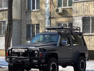 Nissan Safari, 1998