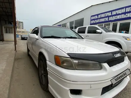 Toyota Camry 1998 года за 2 700 000 тг. в Актау – фото 2