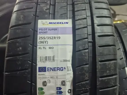 255/35 R19 и 285/30 R19 Michelin Super Sport за 215 000 тг. в Алматы – фото 2