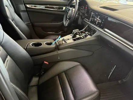 Porsche Panamera 2017 года за 39 890 000 тг. в Алматы – фото 11