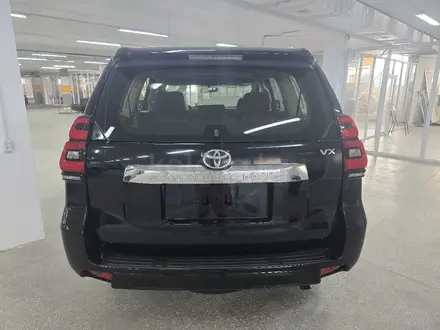 Toyota Land Cruiser Prado 2023 года за 32 000 000 тг. в Актобе – фото 5