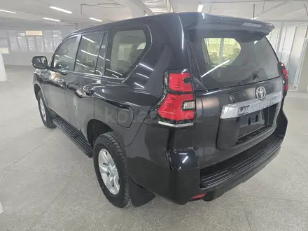 Toyota Land Cruiser Prado 2023 года за 32 000 000 тг. в Актобе – фото 6