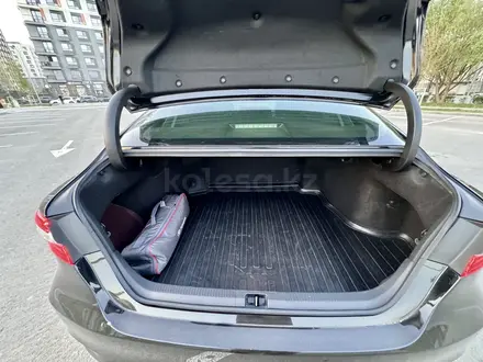 Toyota Camry 2020 года за 14 300 000 тг. в Алматы – фото 8