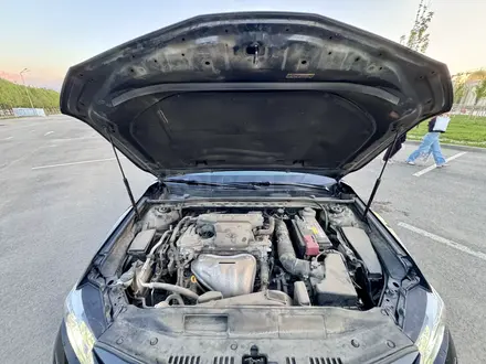 Toyota Camry 2020 года за 14 300 000 тг. в Алматы – фото 7