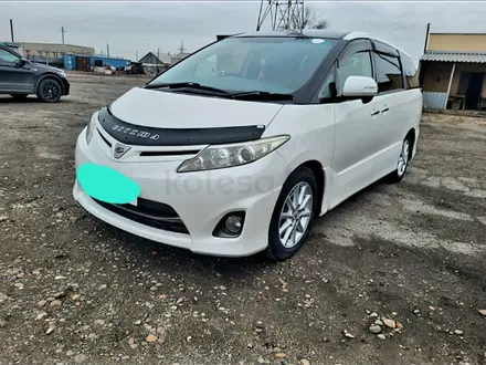 Toyota Estima 2011 года за 8 500 000 тг. в Семей