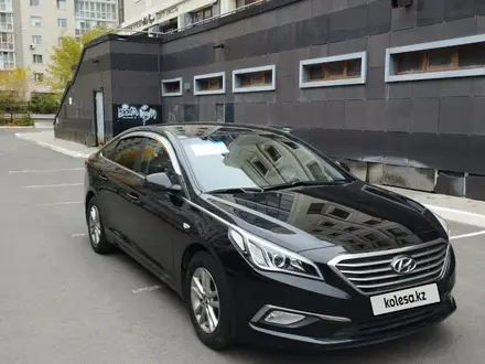 Hyundai Sonata 2015 года за 7 000 000 тг. в Астана – фото 2