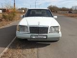 Mercedes-Benz E 200 1992 годаfor950 000 тг. в Караганда – фото 2