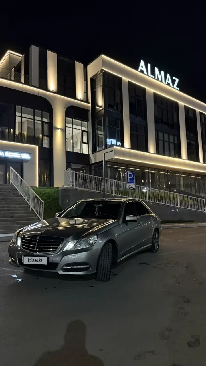 Mercedes-Benz E-Class, 2012