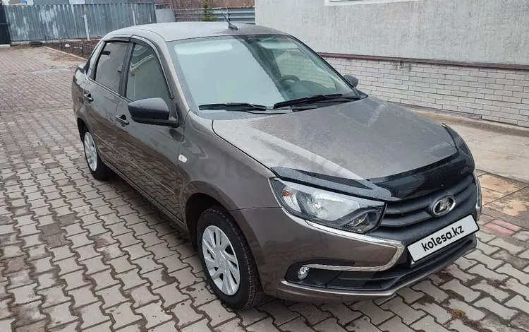 ВАЗ (Lada) Granta 2190 2019 года за 3 800 000 тг. в Астана