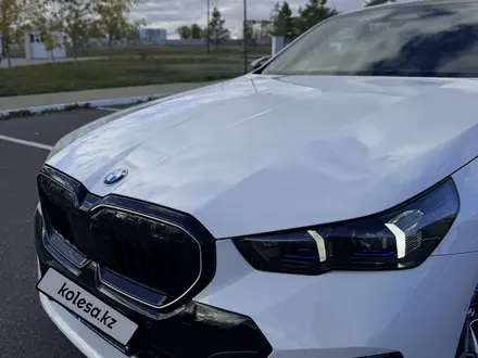 BMW 520 2024 года за 31 500 000 тг. в Астана – фото 14
