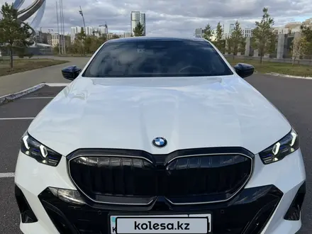 BMW 520 2024 года за 31 500 000 тг. в Астана – фото 13