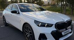 BMW 520 2024 года за 31 500 000 тг. в Астана – фото 4