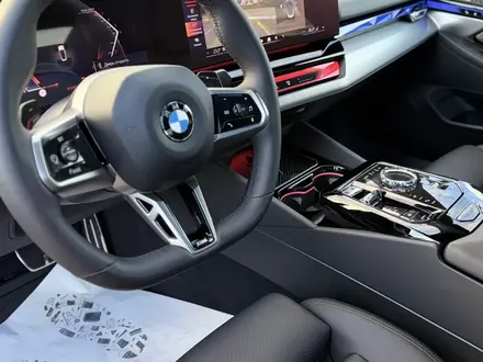 BMW 520 2024 года за 31 500 000 тг. в Астана – фото 23