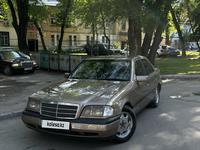 Mercedes-Benz C 180 1994 годаүшін2 500 000 тг. в Алматы