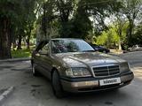 Mercedes-Benz C 180 1994 годаүшін2 850 000 тг. в Алматы – фото 2