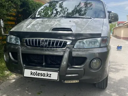 Hyundai Starex 2002 года за 3 300 000 тг. в Шымкент