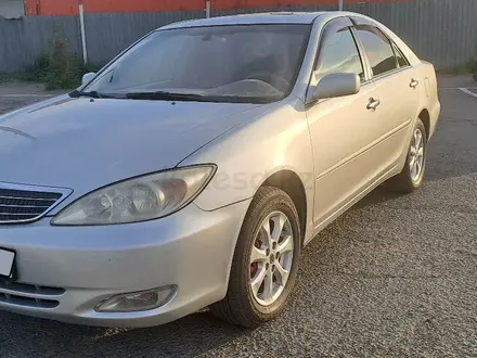 Toyota Camry 2002 года за 5 200 000 тг. в Семей – фото 4