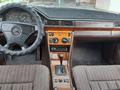 Mercedes-Benz E 200 1993 года за 1 550 000 тг. в Шымкент – фото 2