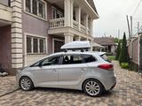 Kia Carens 2013 года за 6 700 000 тг. в Алматы – фото 2
