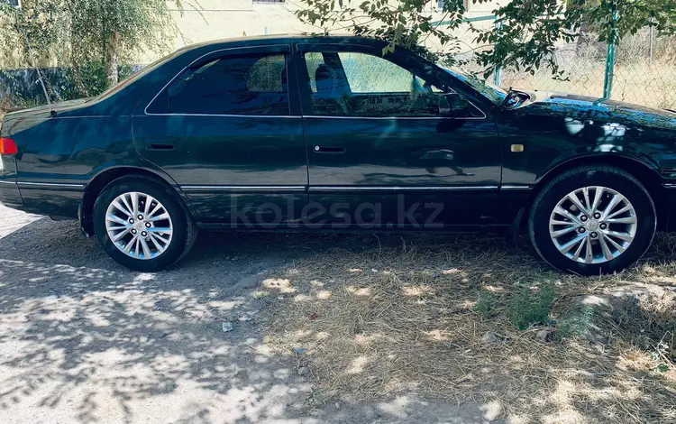 Toyota Camry 2001 годаfor4 500 000 тг. в Кентау