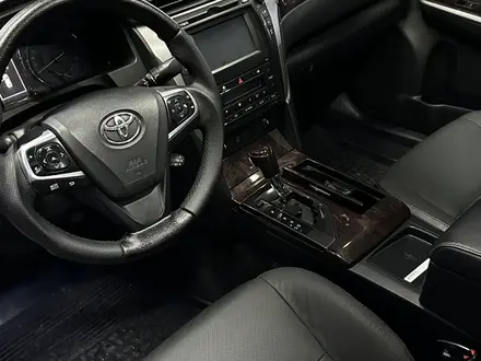 Toyota Camry 2015 года за 14 100 000 тг. в Алматы – фото 5