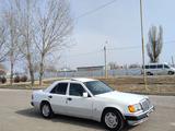 Mercedes-Benz E 200 1991 года за 2 300 000 тг. в Тараз – фото 3