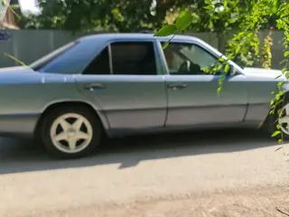 Mercedes-Benz 190
