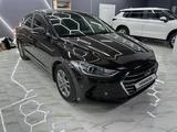 Hyundai Elantra 2018 года за 8 200 000 тг. в Костанай – фото 3