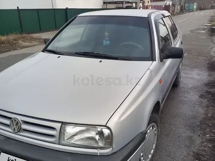 Volkswagen Vento 1993 года за 1 500 000 тг. в Талдыкорган – фото 5