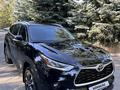 Toyota Highlander 2022 года за 35 000 000 тг. в Шымкент – фото 2