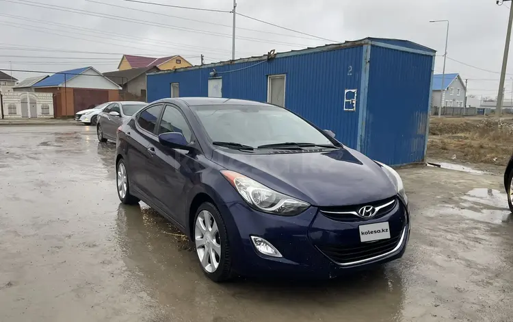 Hyundai Elantra 2013 годаfor4 100 000 тг. в Атырау