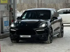 Porsche Cayenne, 2012