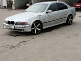 BMW 523 1999 года за 1 250 000 тг. в Тараз – фото 2