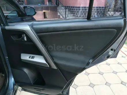 Toyota RAV4 2016 года за 10 000 000 тг. в Алматы – фото 17