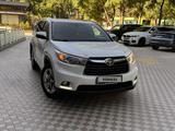 Toyota Highlander 2015 года за 15 000 000 тг. в Шымкент