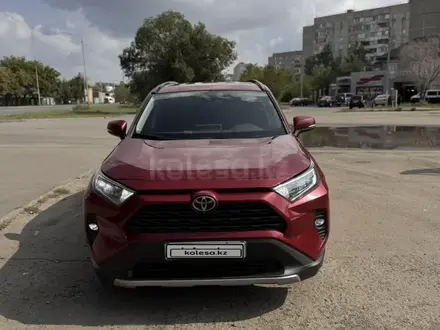 Toyota RAV4 2021 года за 16 000 000 тг. в Усть-Каменогорск