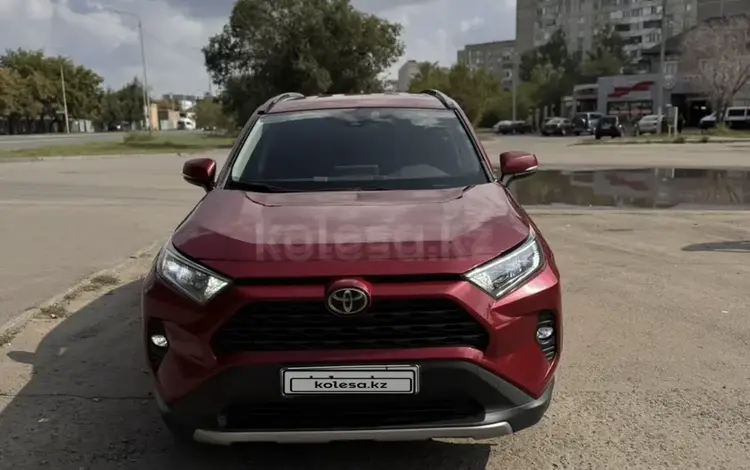 Toyota RAV4 2021 года за 16 000 000 тг. в Усть-Каменогорск
